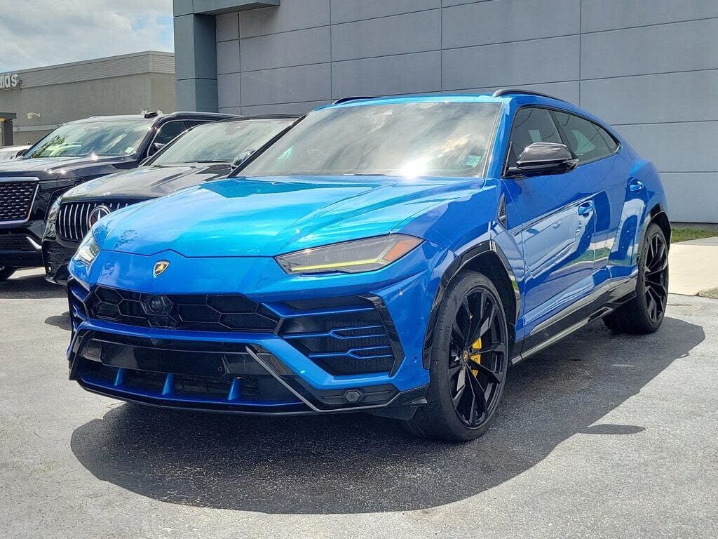 2020 LAMBORGHINI URUS