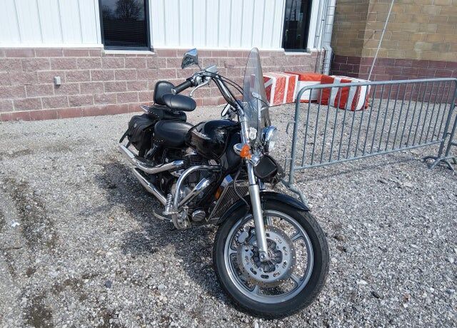 2004 HONDA VT1100C