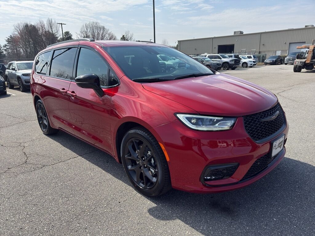 2026 CHRYSLER Pacifica