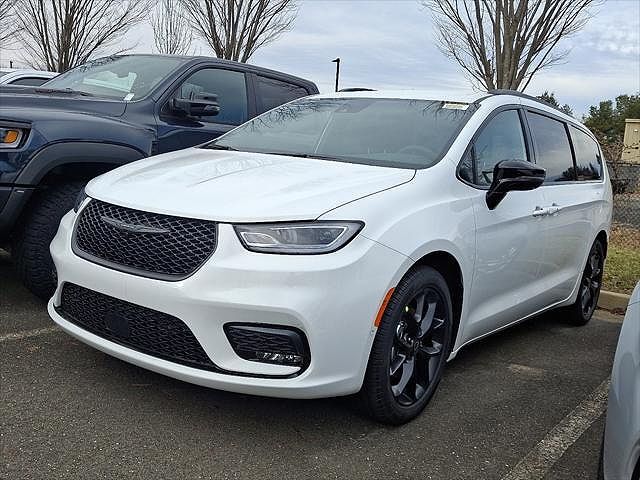 2026 CHRYSLER Pacifica