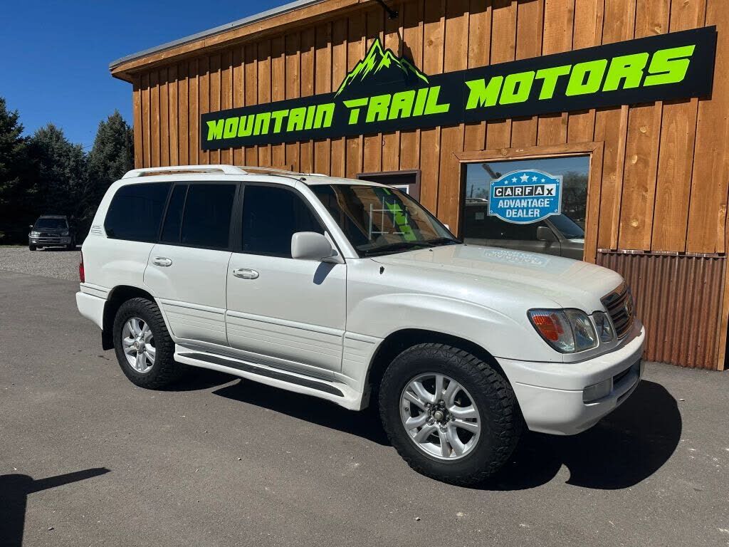 2004 LEXUS LX