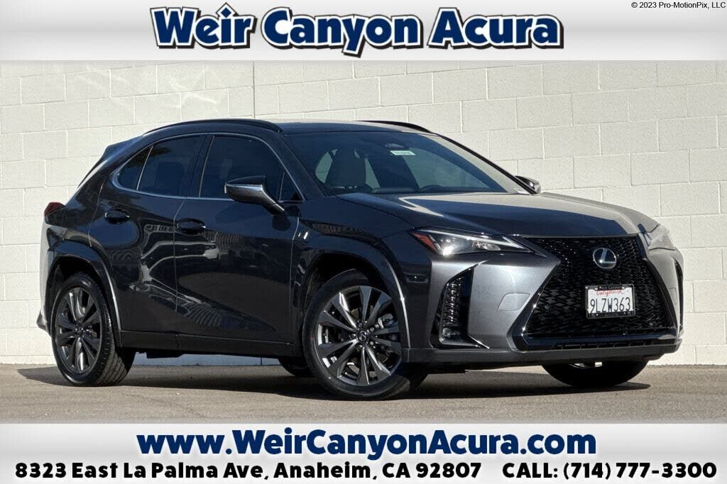 2025 LEXUS UX