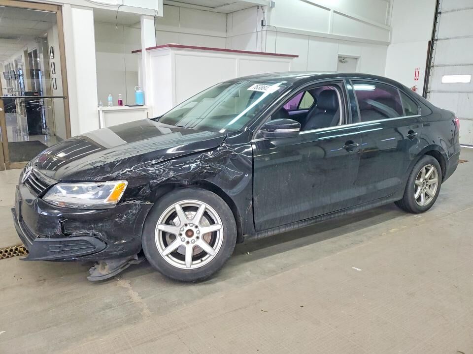 2013 VOLKSWAGEN Jetta