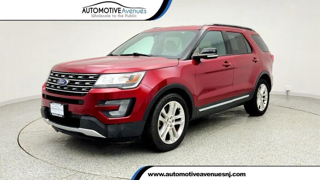 2017 FORD Explorer