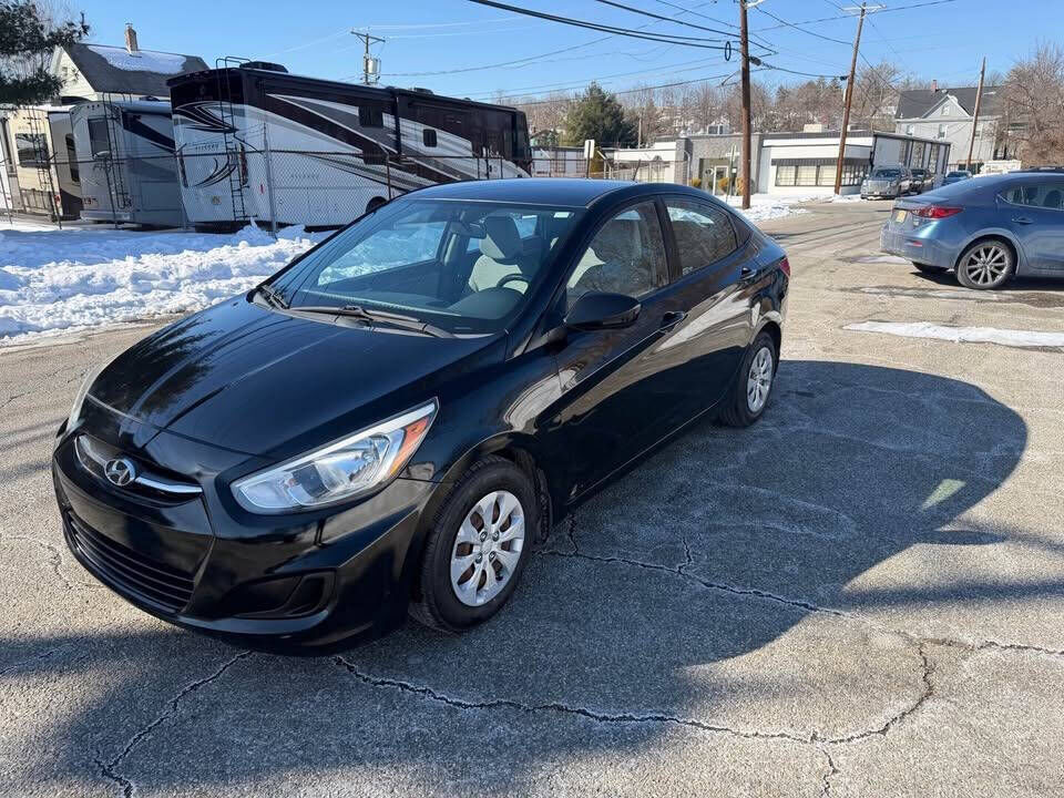 2015 HYUNDAI Accent