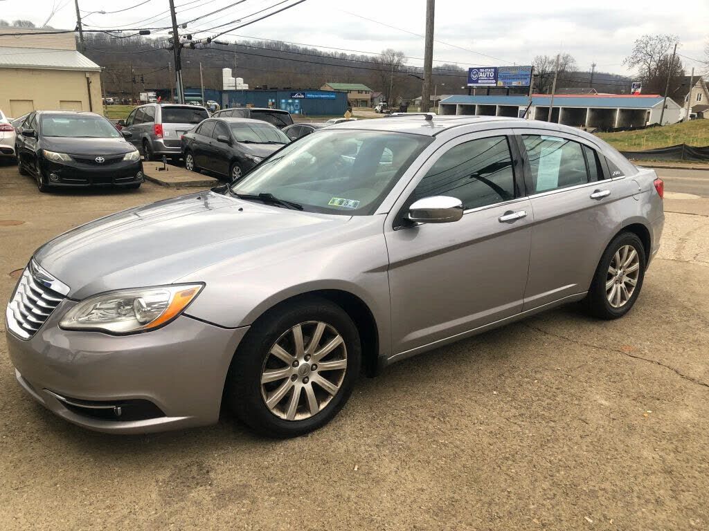 2014 CHRYSLER 200