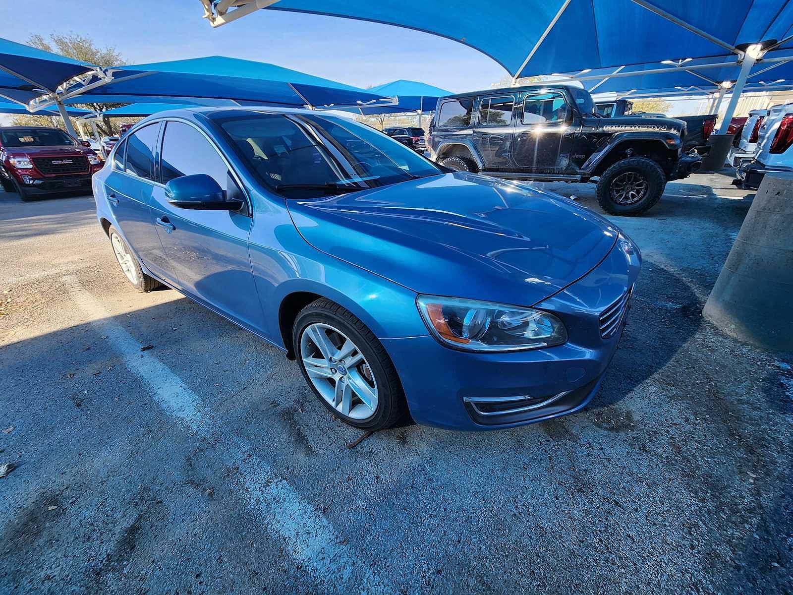 2014 VOLVO S60