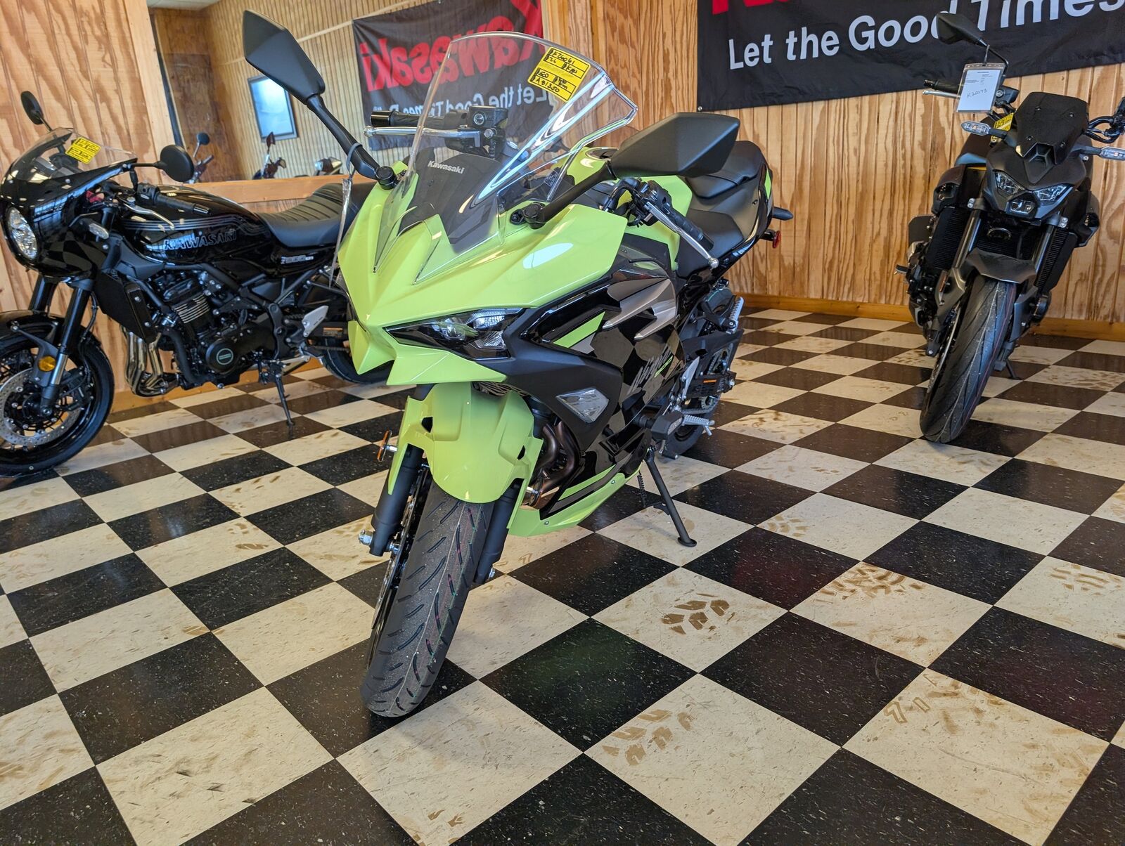 2026 KAWASAKI Ninja