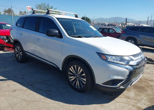 2019 MITSUBISHI Outlander