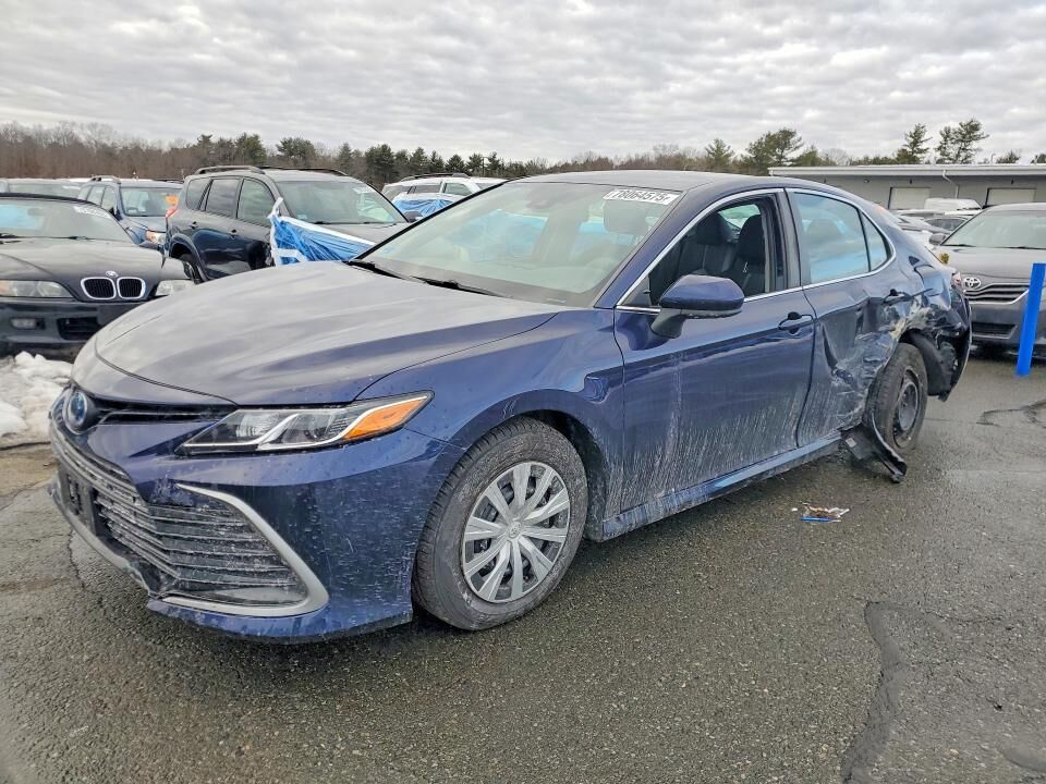 2021 TOYOTA Camry