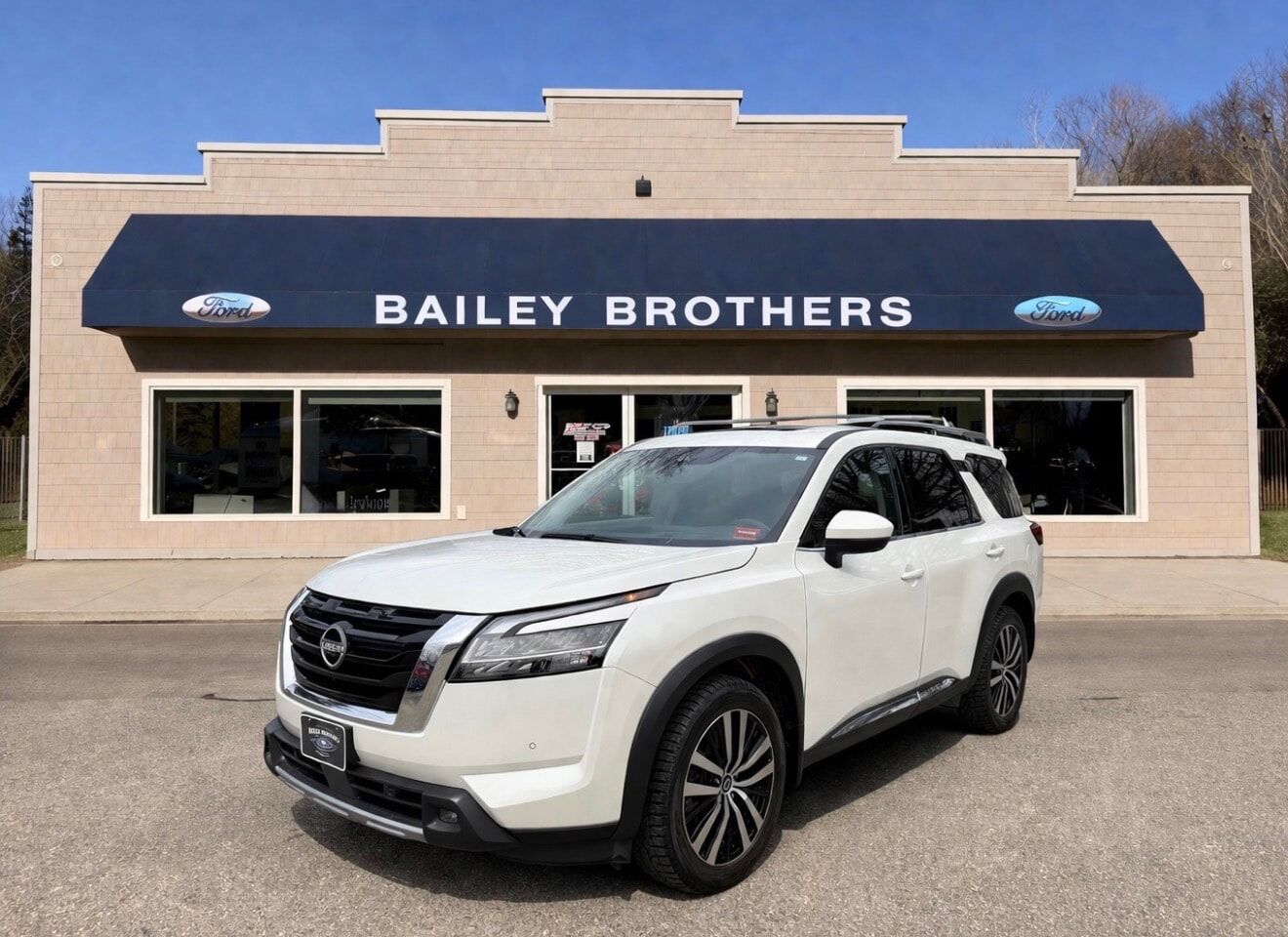 2024 NISSAN Pathfinder