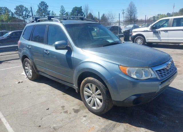 2011 SUBARU Forester