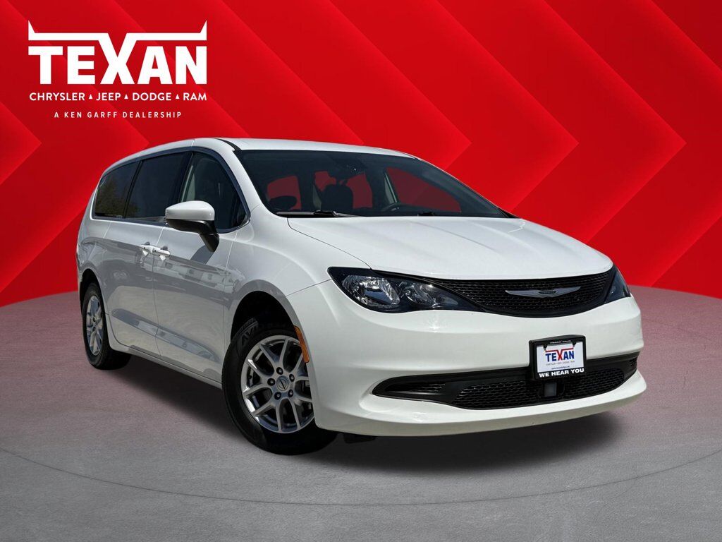 2023 CHRYSLER Voyager