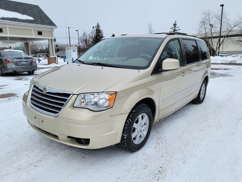 2010 CHRYSLER Town and Country