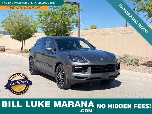 2024 PORSCHE Cayenne