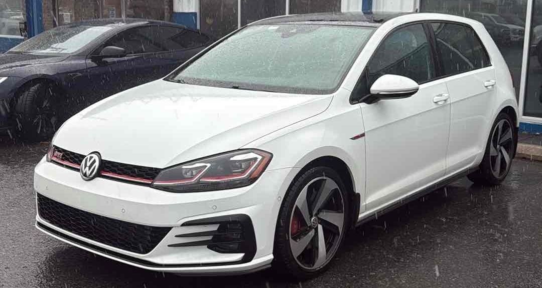 2019 VOLKSWAGEN Golf GTI