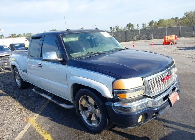 2005 GMC Sierra