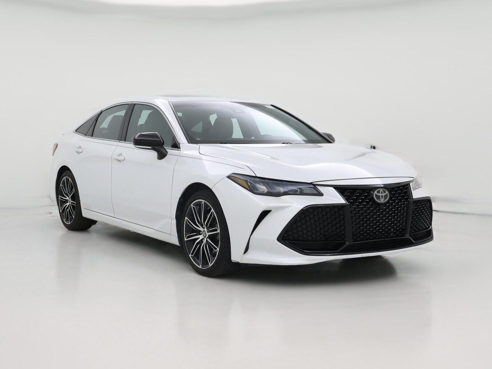 2019 TOYOTA Avalon