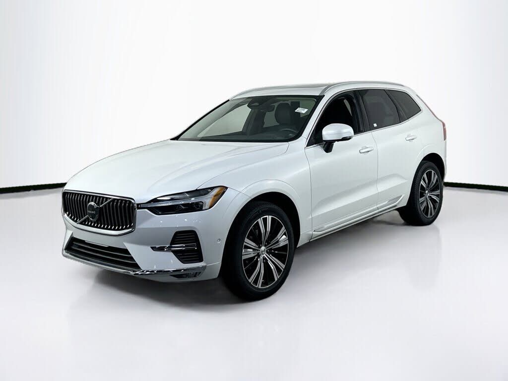 2023 VOLVO XC60