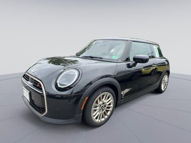 2025 MINI Hardtop