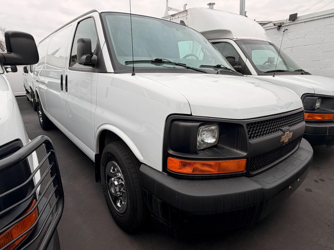 2017 CHEVROLET Express