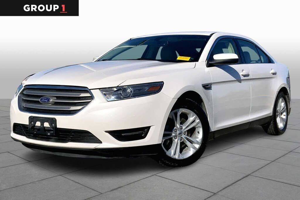 2016 FORD Taurus