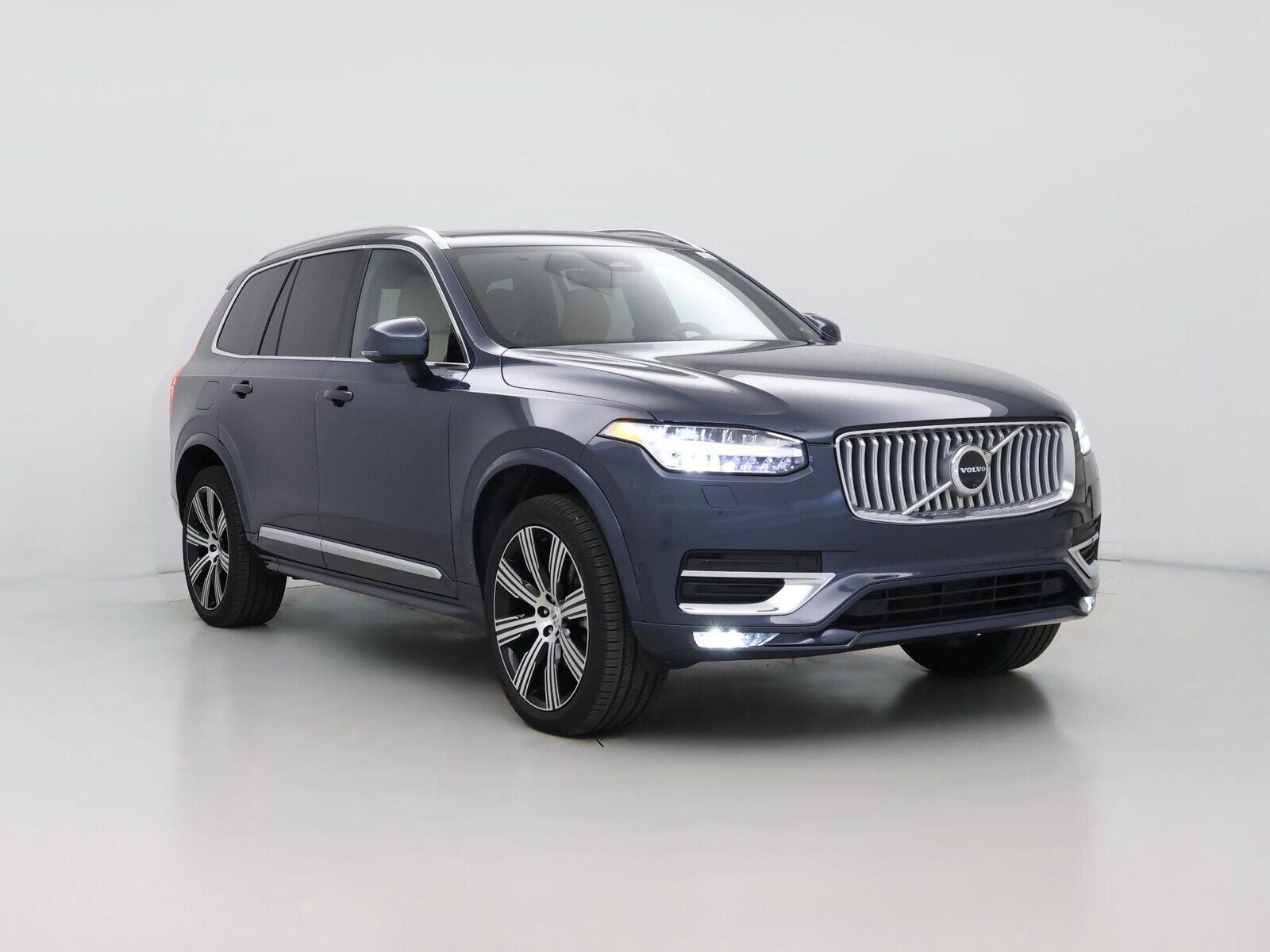 2025 VOLVO XC90