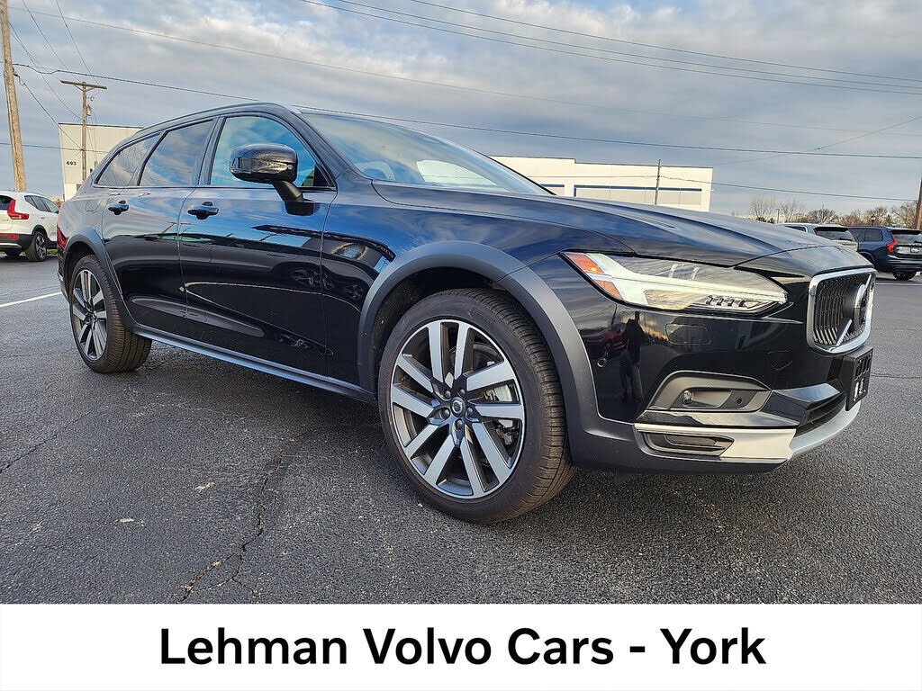 2025 VOLVO V90CC