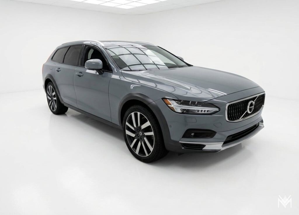 2024 VOLVO V90CC
