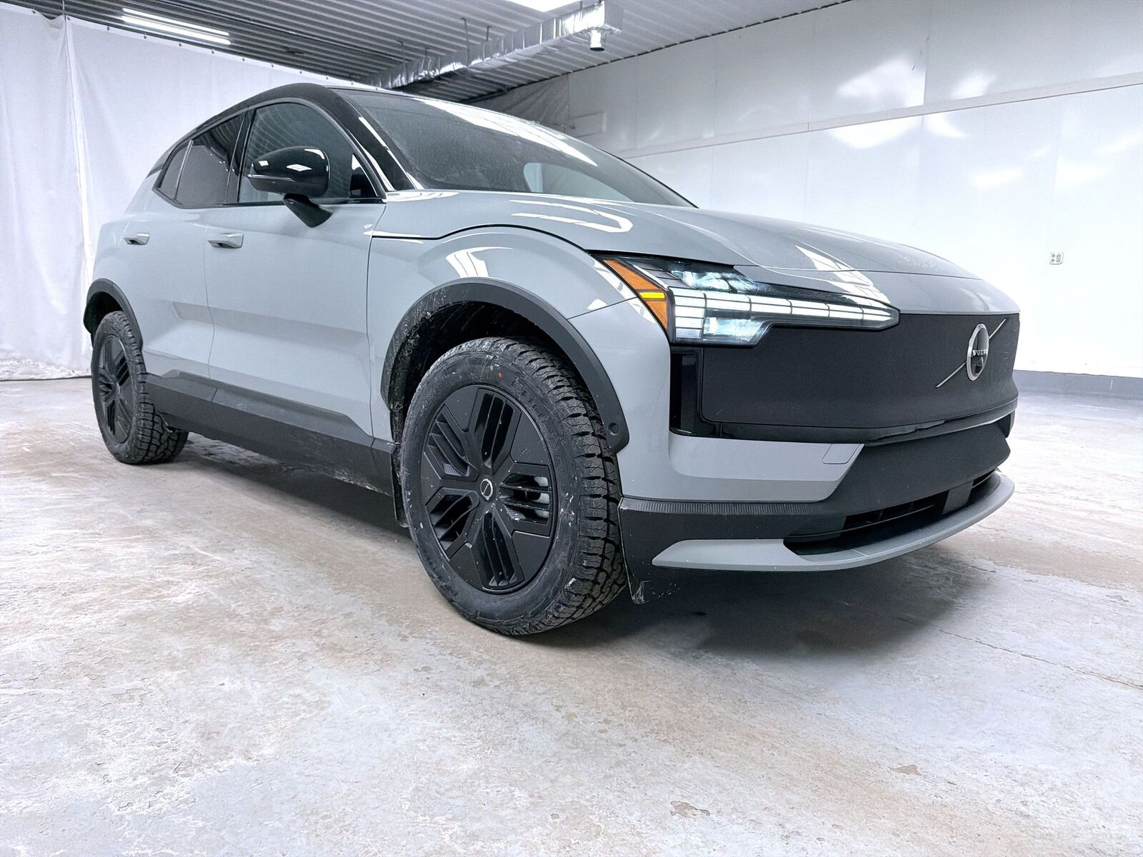 2026 VOLVO EX30 CC