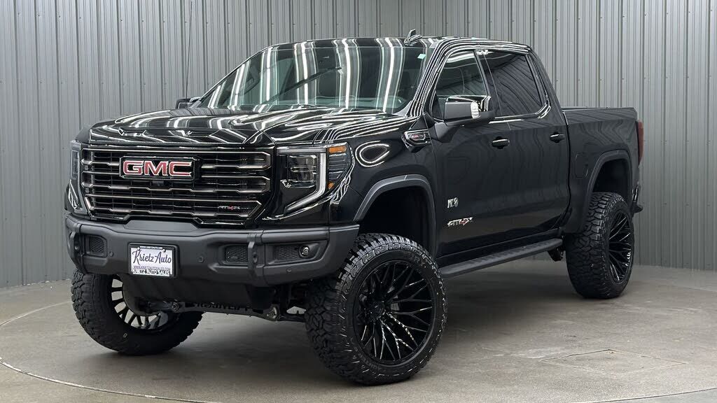 2025 GMC Sierra