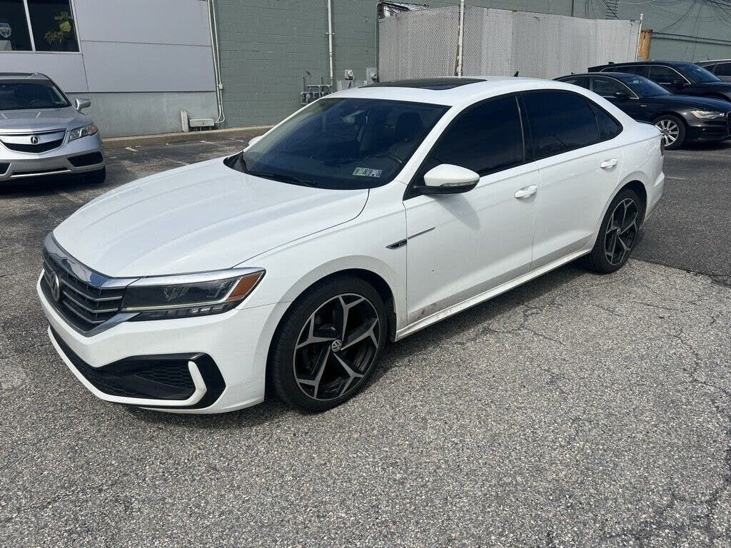 2020 VOLKSWAGEN Passat