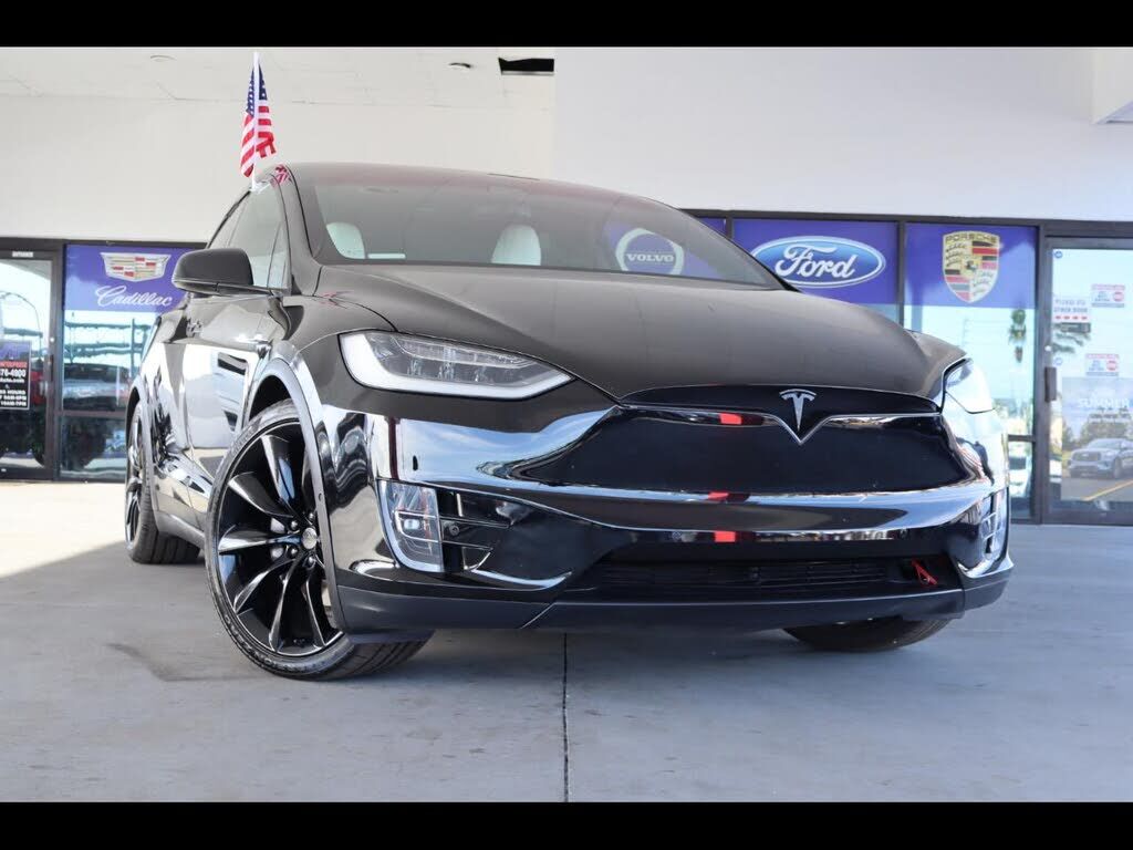 2021 TESLA Model X