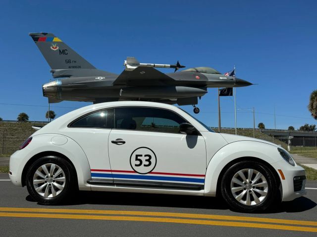 2018 VOLKSWAGEN Beetle