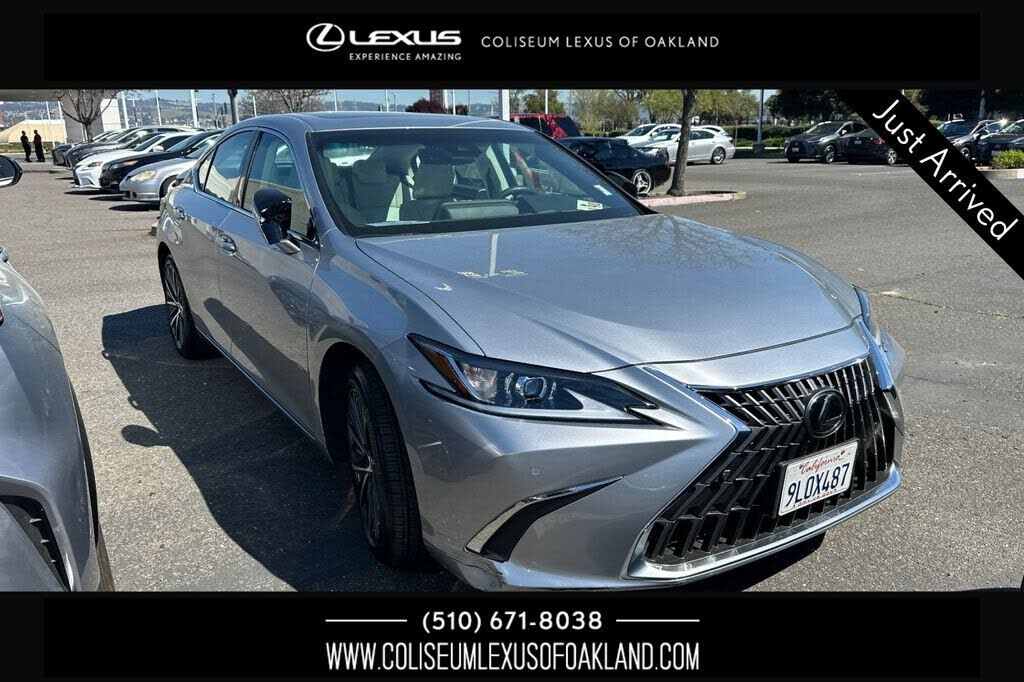2024 LEXUS ES