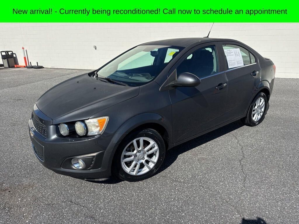 2013 CHEVROLET Sonic