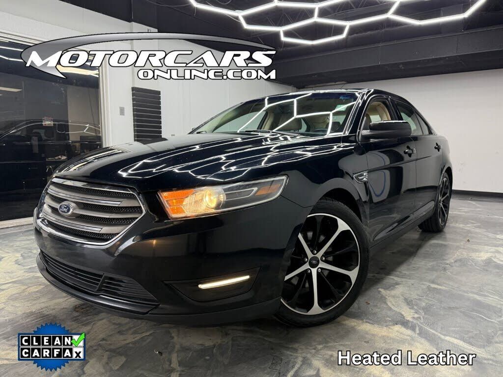 2015 FORD Taurus