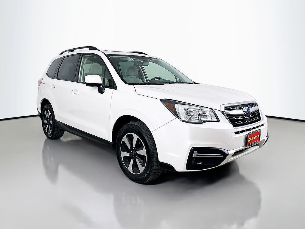 2017 SUBARU Forester