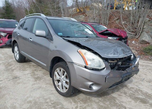 2011 NISSAN Rogue