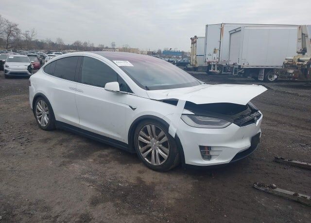 2017 TESLA Model X
