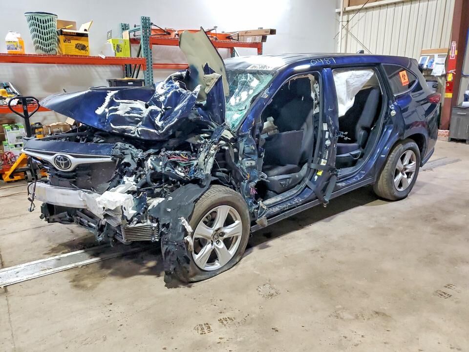 2022 TOYOTA Highlander