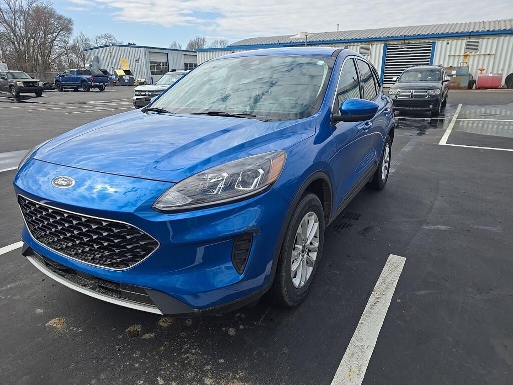 2020 FORD Escape