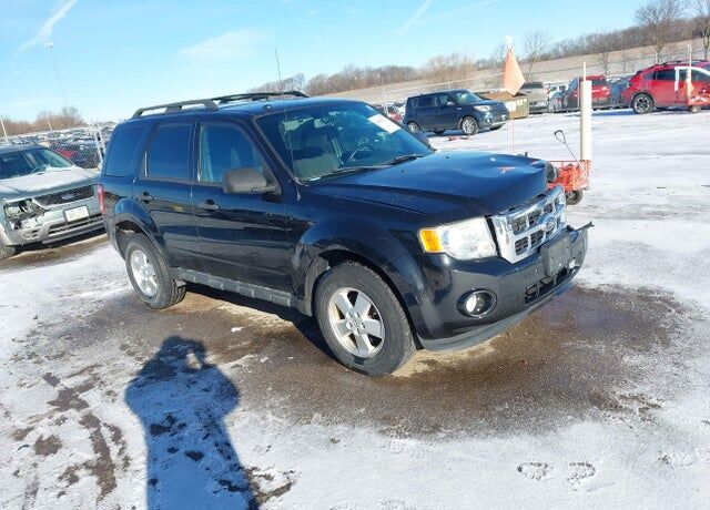 2011 FORD Escape