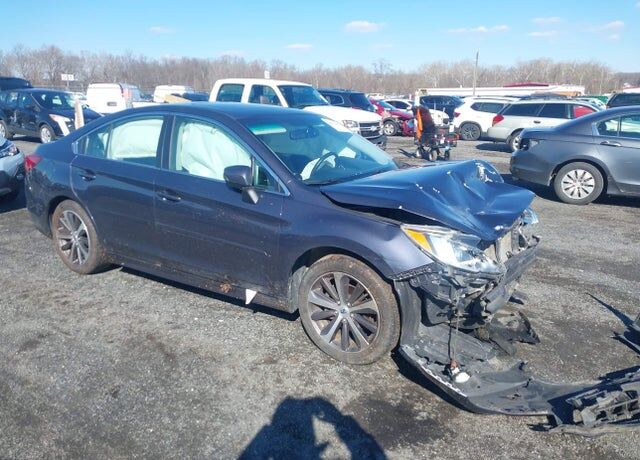 2015 SUBARU Legacy