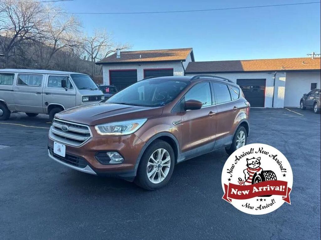 2017 FORD Escape