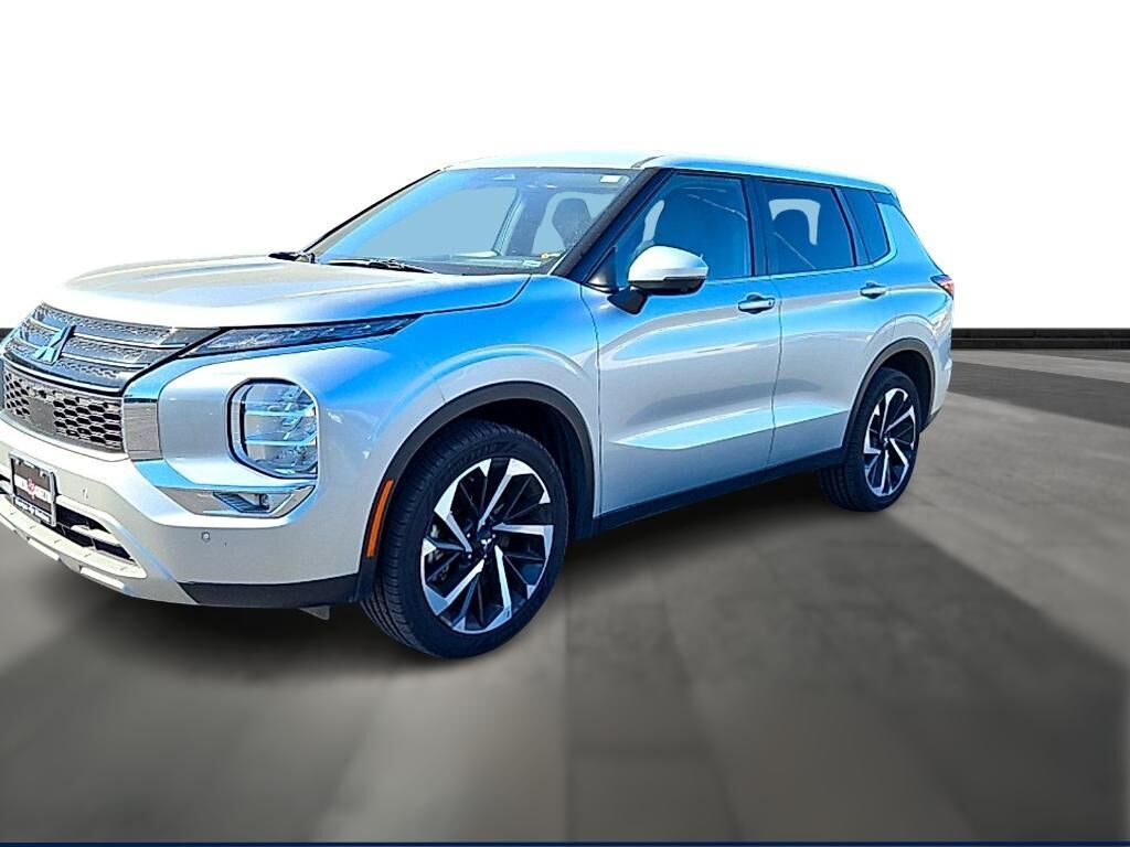 2024 MITSUBISHI Outlander