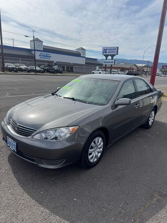 2005 TOYOTA Camry