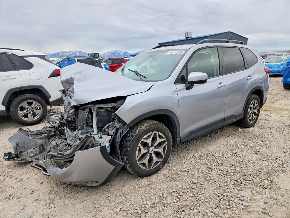 2019 SUBARU Forester