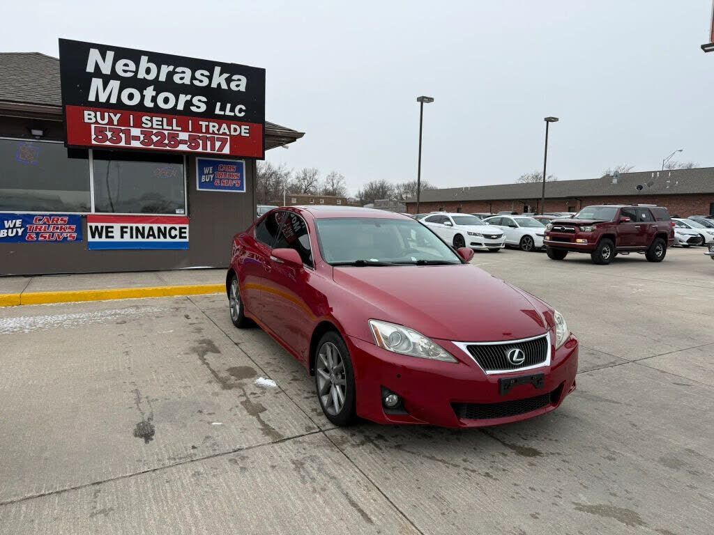 2011 LEXUS IS