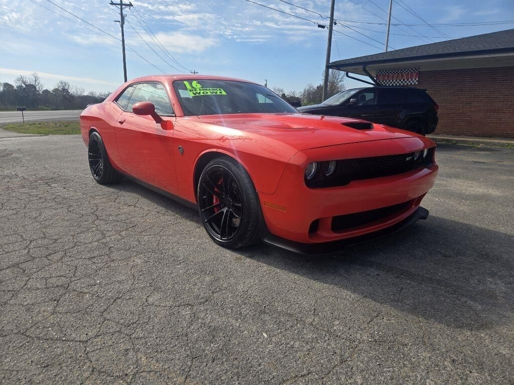2016 DODGE Challenger